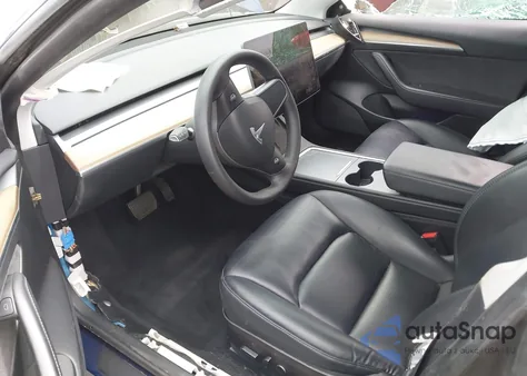 2022 Tesla Model 3 Rear-Wheel Drive from USA, damaged, VIN 5YJ3E1EA0NF370475